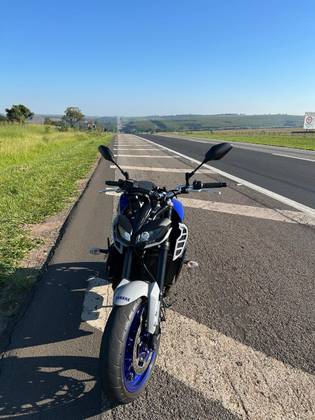 YAMAHA MT-09 